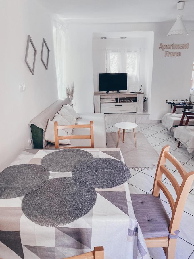 Apartment Estera Jelsa  Exterior photo