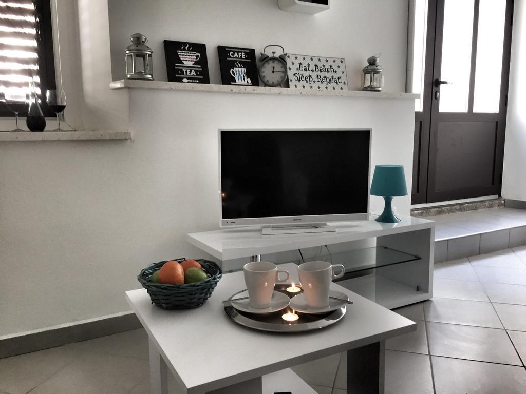 Apartment Estera Jelsa  Exterior photo